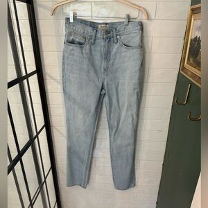 Madewell full length classic straight jeans. Light summer denim. Relaxed fit